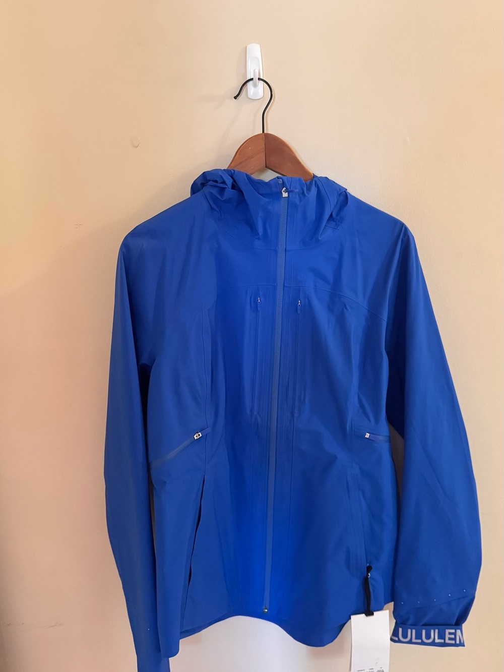 NWT lululemon athletica royal blue break a trail jacket women’s size 10